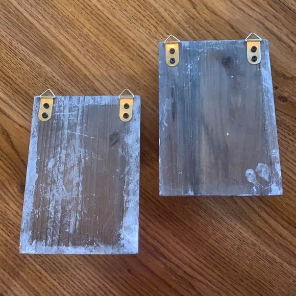 Pair of Farmhouse Style Towel/Wash Cloth Holders - Picture 3 of 3